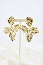 Load image into Gallery viewer, Golden Stainless Steel Orchid Earrings