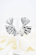 Load image into Gallery viewer, Silver Ginko Stainless Steel Earrings