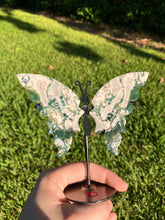 Load image into Gallery viewer, Moss Agate Butterfly
