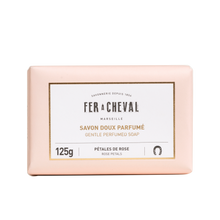 Load image into Gallery viewer, Rose Gift Set