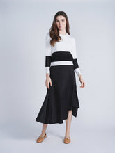 Load image into Gallery viewer, Woven Flare Wrap Skirt
